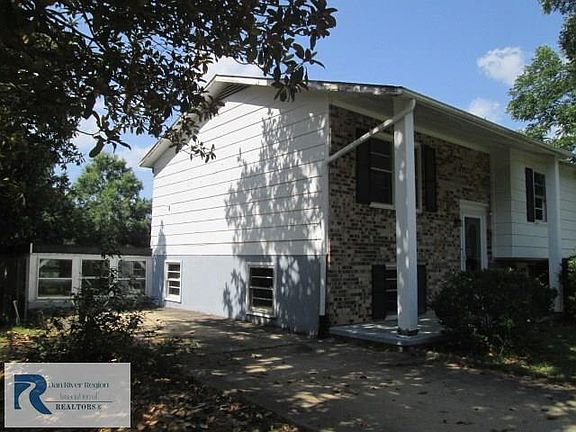 5th image of 1132 Lockett Dr