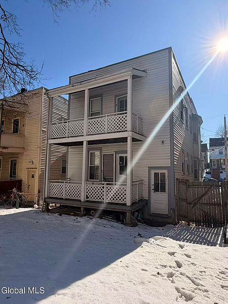 2nd image of 637 Myrtle Avenue
