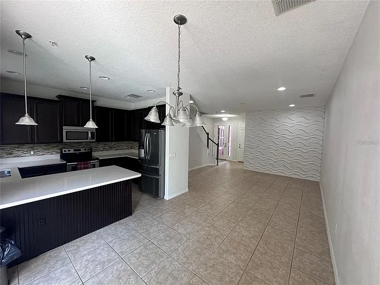 9319 Strongbark Ln — Photo 10