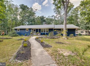 22 Conestoga Ln, Mount Laurel, NJ 08054