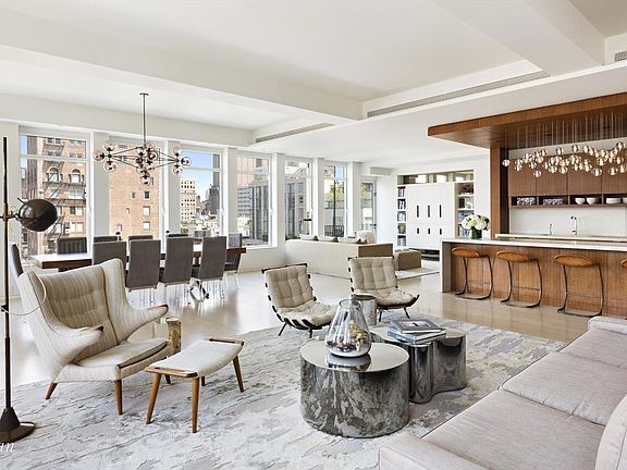 3rd image of 71 Murray St APT 10