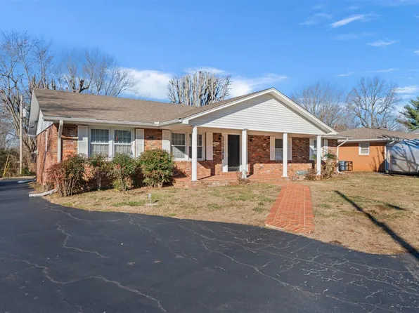 1218 Shawnee Way, Bowling Green, KY 42104