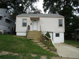 9729 Gerling Pl, Saint Louis, MO 63114