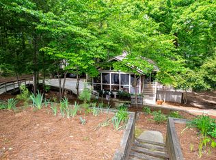 6 Oakwood Ct, Lake Wylie, SC 29710