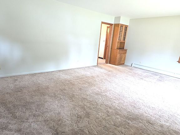 4th image of 205 E Pleasant Ave