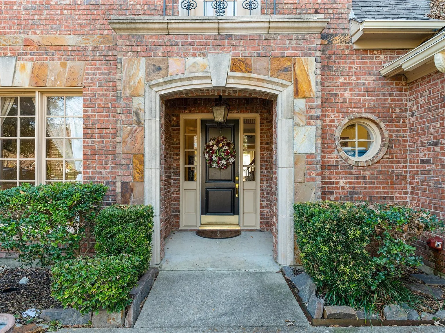 4 bed, 3098 sqft, $3,500 — Photo 4