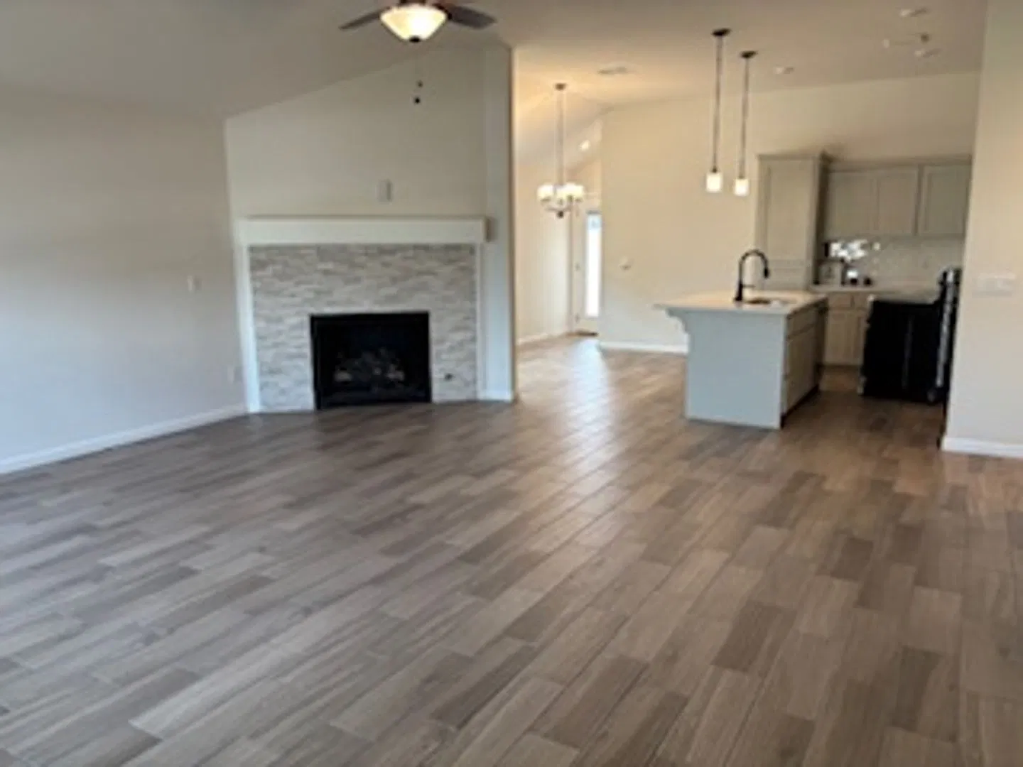 First Month Free! Great Location! — Photo 2