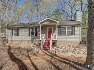 15 Austin Dr, Palmyra, VA