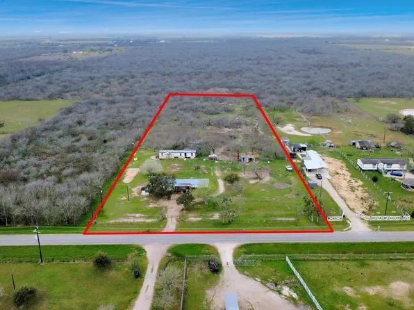 10571 Kerr Rd, Hempstead, TX 77445