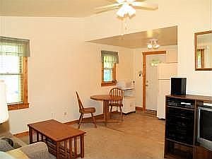 Living Dining Area