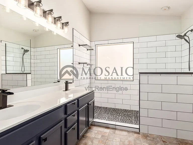 3381 E Flamingo Ct — Photo 20