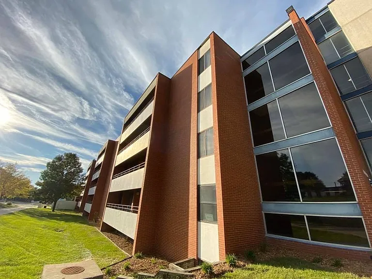 The Village at Gray's Lake Apartments - Des Moines — Photo 13