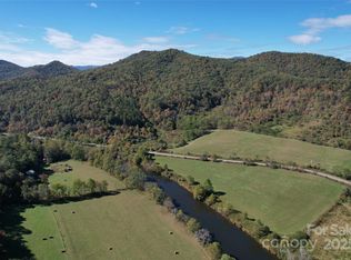 4136 Rose Creek Rd, Franklin, NC 28734