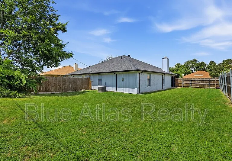 6340 Mark Ct — Photo 13