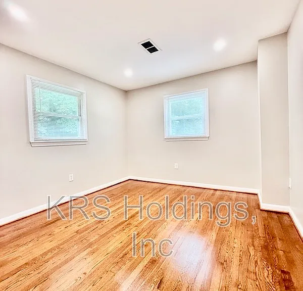 3931 Forestdale Ave — Photo 8