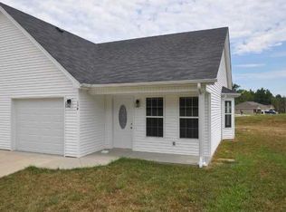 134 Persimmon Rdg, Radcliff, KY 40160