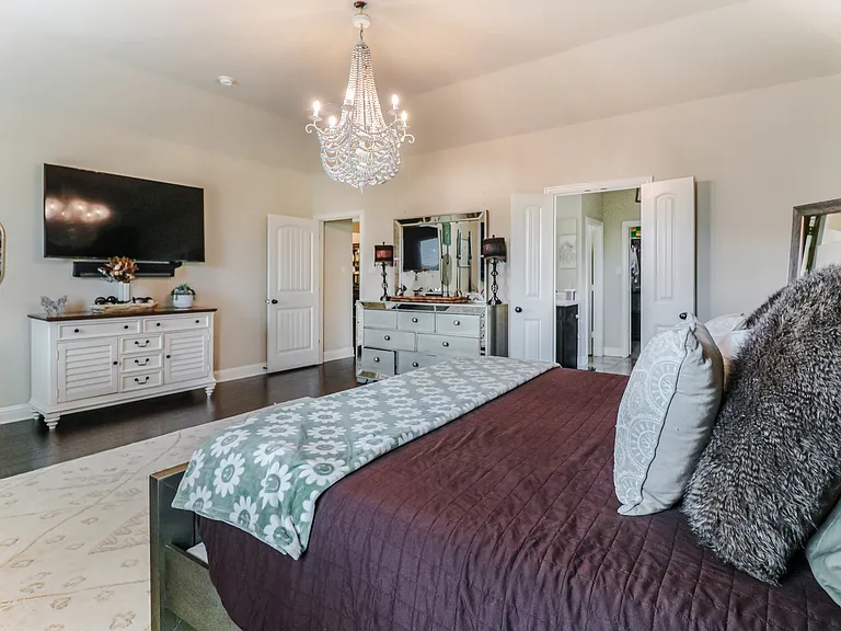 230 Sandy Way — Photo 17