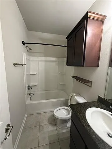 220 E Lake Dr — Photo 15