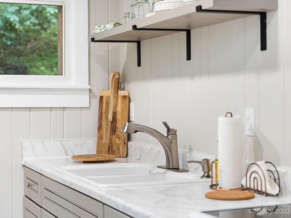 109 Full Moon Dr Lake Lure, NC, 28746 Apartments for Rent Zillow