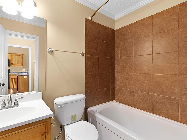 9 Moss Woods Cv — Photo 23