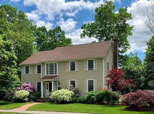 52 Manor Ave, Wellesley, MA 02482