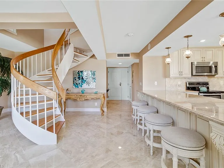 4041 Gulf Shore Blvd N #308 — Photo 16