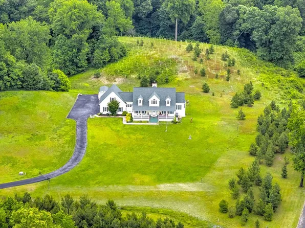 94 Friendship Rd, Friendship, MD 20758