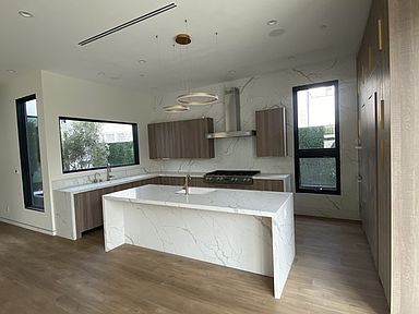 506 N Gardner St, Los Angeles, CA 90036 | Zillow