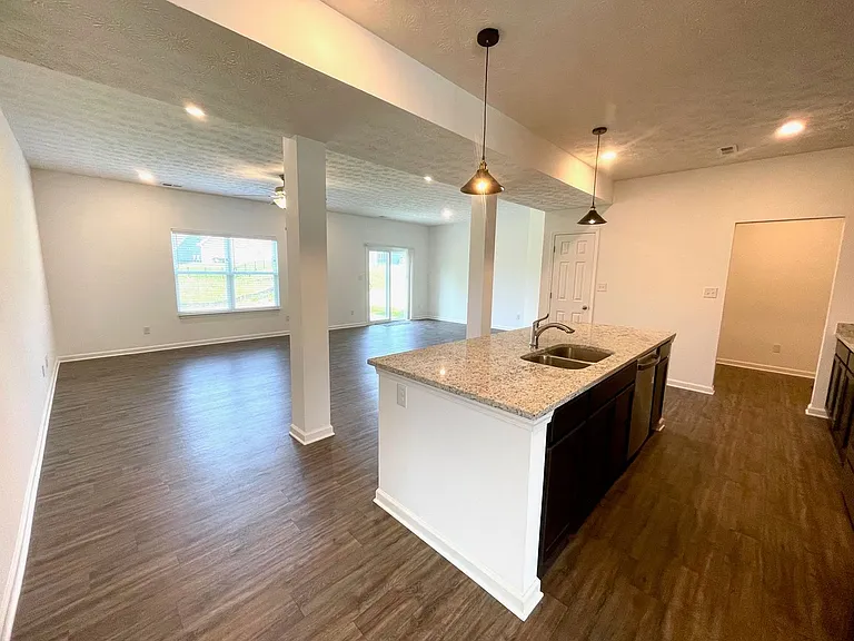 17115 Meander Way — Photo 8