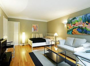 132 S Sweetzer Ave APT 1, Los Angeles, CA 90048