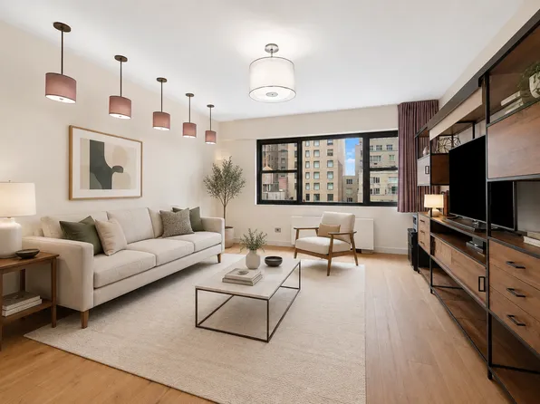 58 West 58th Street image 1 of 6