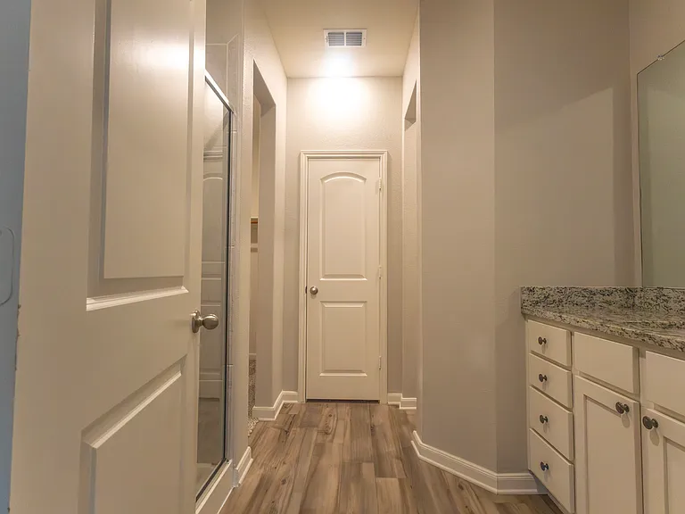 2100 Penaflor Dr — Photo 15