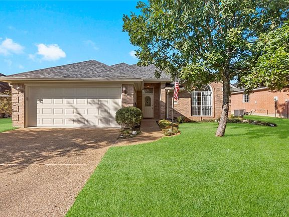 2nd image of 4908 Winchester Dr