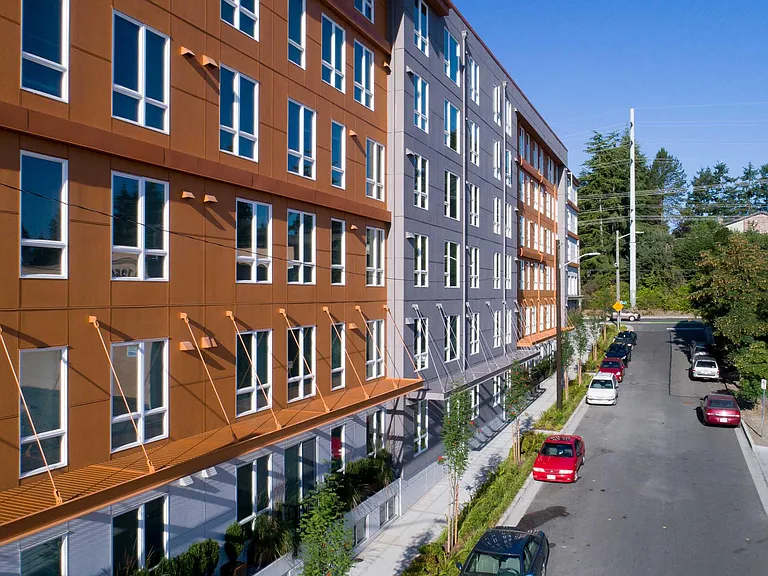 Linden Flats — Photo 64