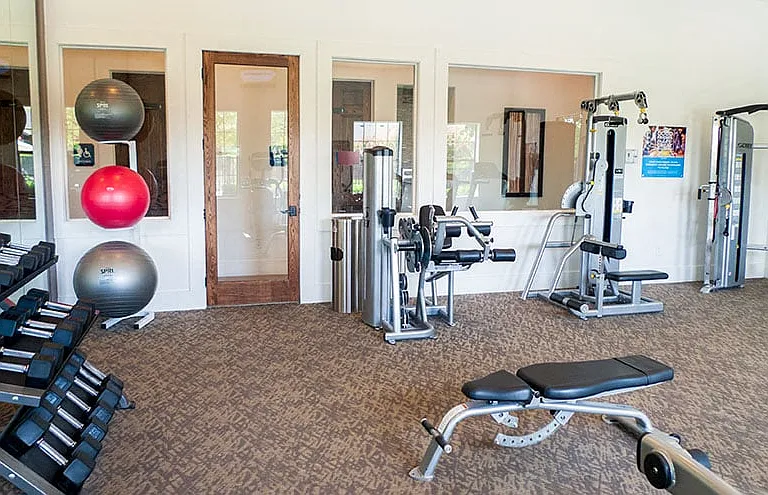 Retreat at Stonebridge Ranch Apartments — Photo 17