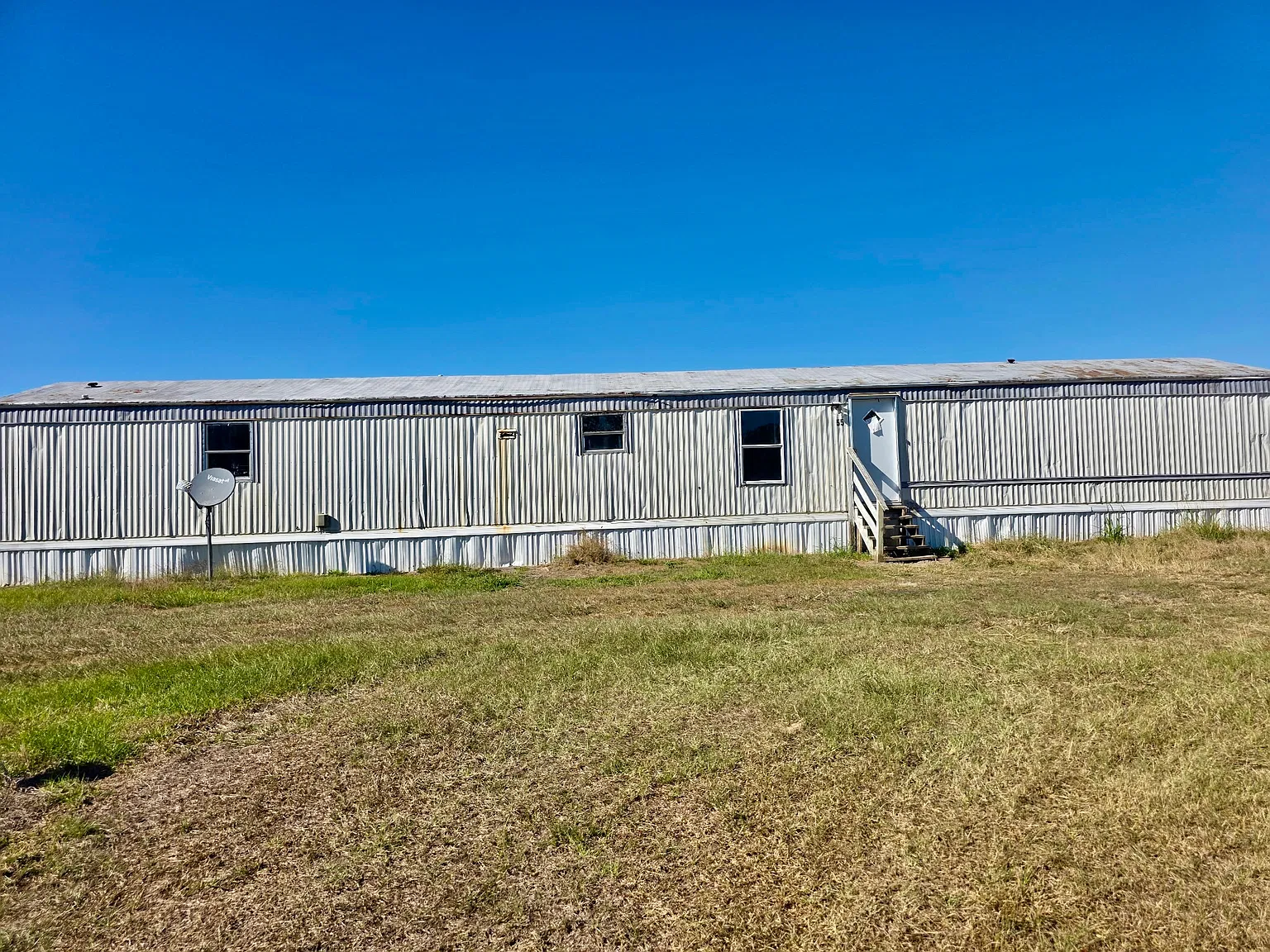 3 bed, $850 — Photo 2