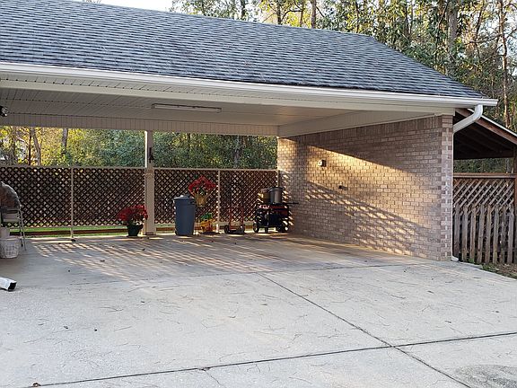 2-CAR CARPORT