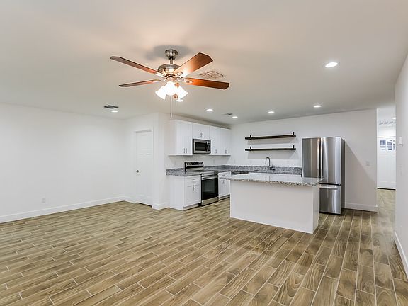 4th image of 5919 S 12th Ln