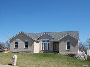 2 Adventura Dr, Festus, MO 63028