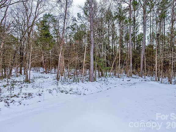 5th image of 974 Old York Rd