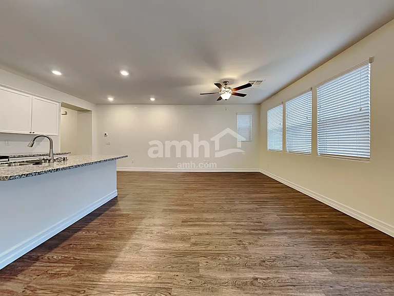 5808 Petronius St — Photo 7