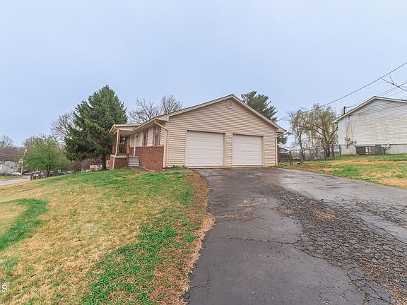 3rd image of 3424 Inverness Rd