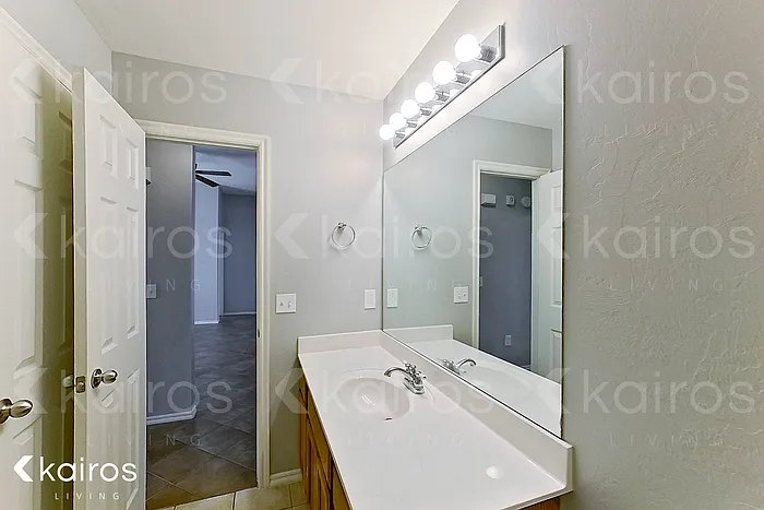 2413 Beaver Bend Ln — Photo 13