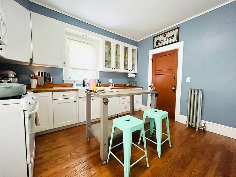 162-164 Anthony St #1 — Photo 8