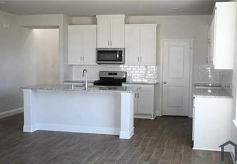 1200 Renato Dr — Photo 1