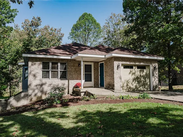 4769 Lucerne Rd, Indiana, PA 15701