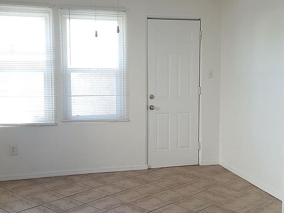 3rd image of 2272 Kearney Ave APT 5