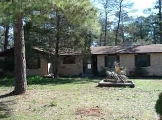 102 Poole Rd, Smithville, TX 78957