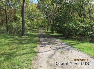 8720 Iler Rd, Sherman, IL 62684