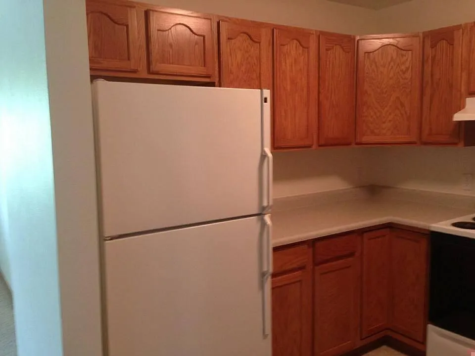 7000 Uncle Robert Ln, - 6982 Uncle Robert Ln, Apt 4 — Photo 2